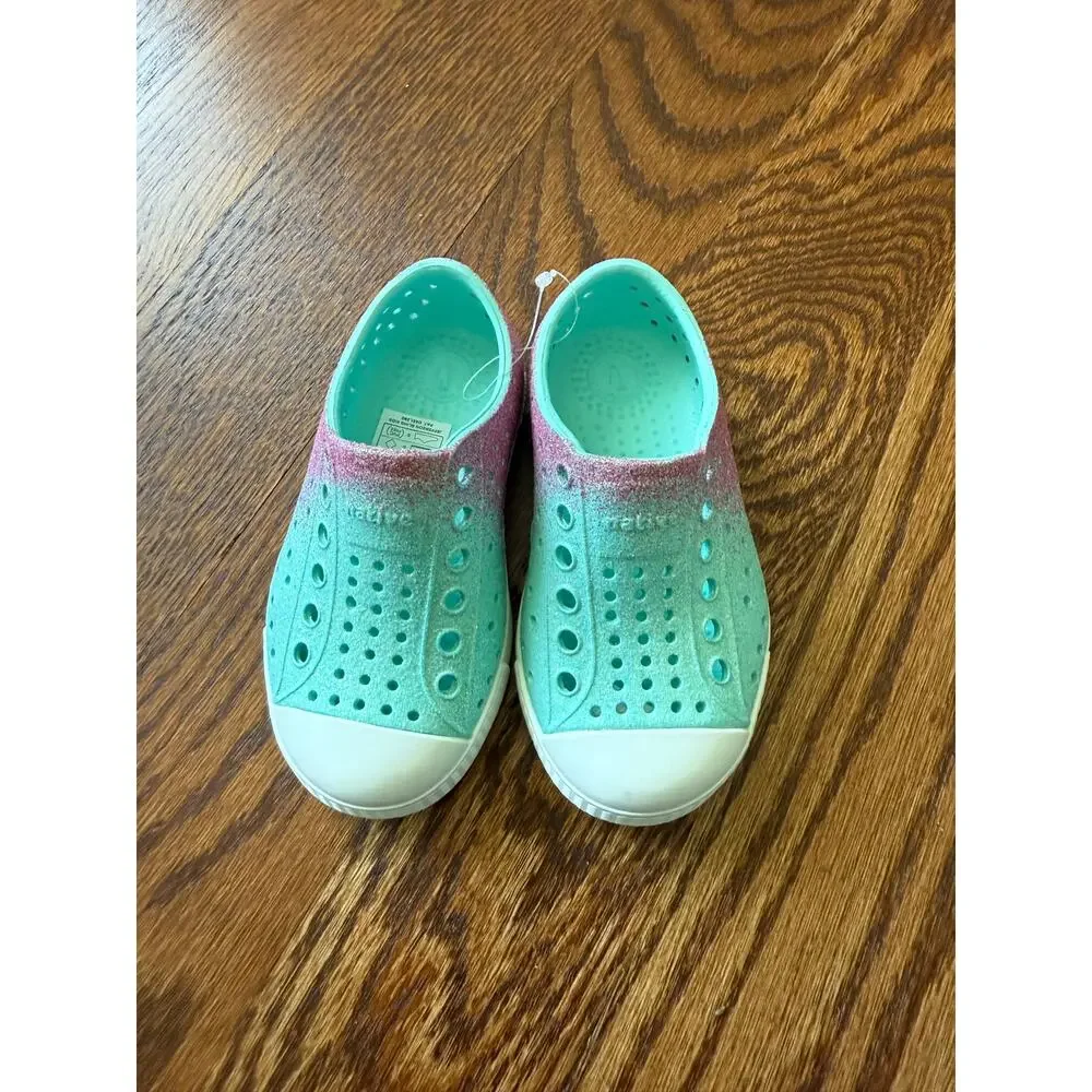 NWOT Native Jefferson Child Bling Shoes
